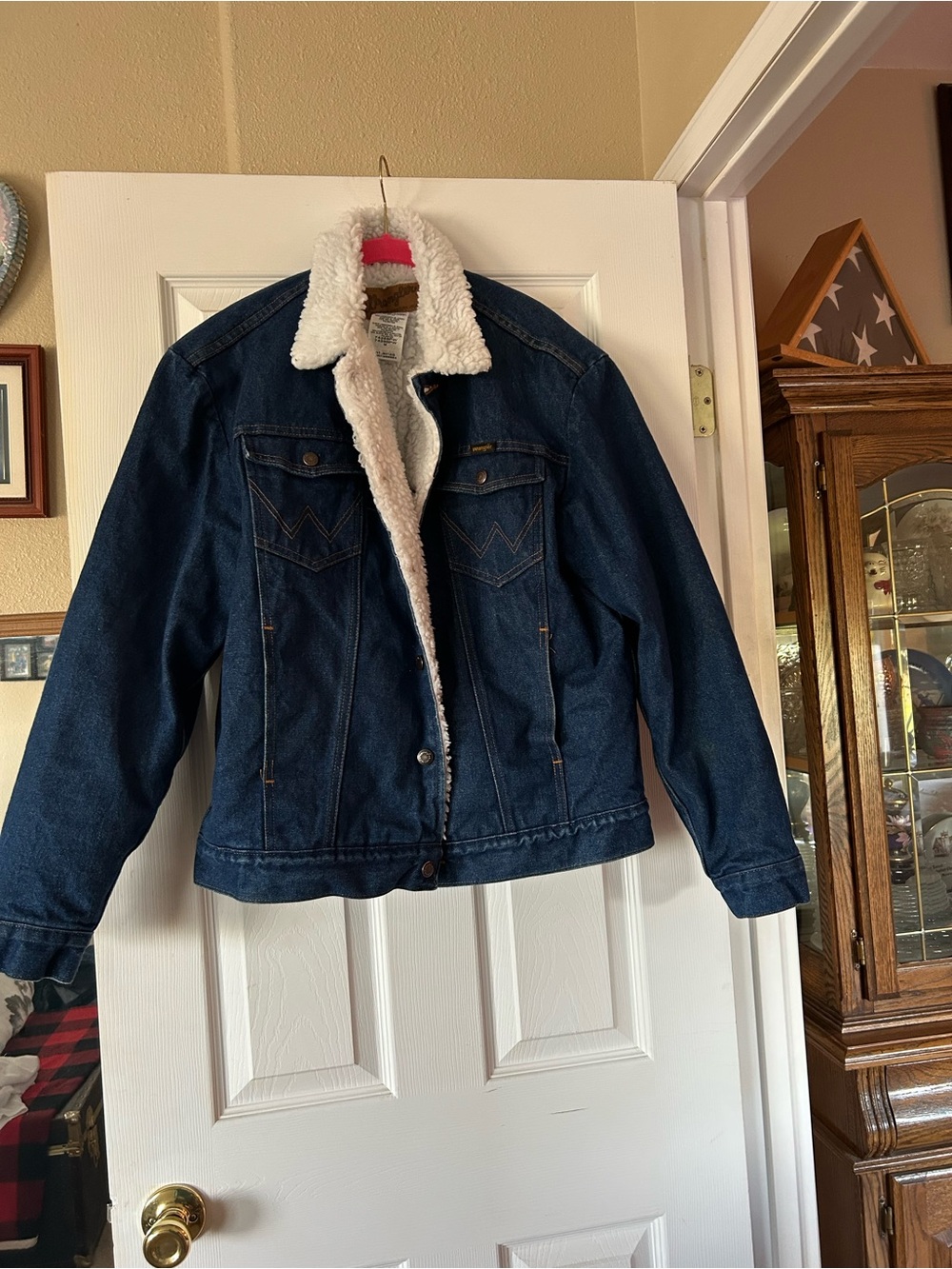 Men's Dark Blue Sherpa-Lined Denim Jacket